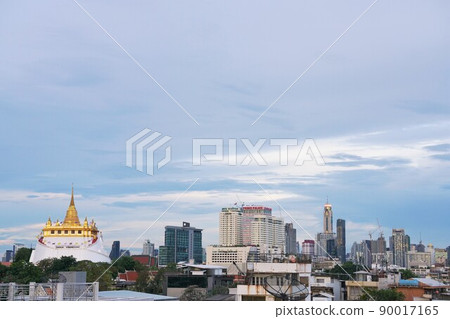 泰國曼谷的“Wat Saket(金山)”寺廟 泰國曼谷的“Wat Saket(金山)”寺廟 90017165
