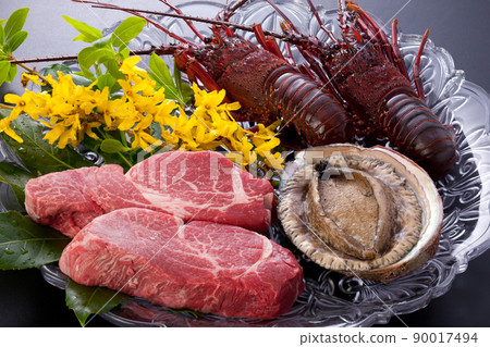 Spiny lobster, beef and abalone 90017494