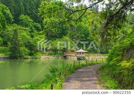 秋田縣橫手公園的牛沼 秋田縣橫手公園的牛沼 90022350