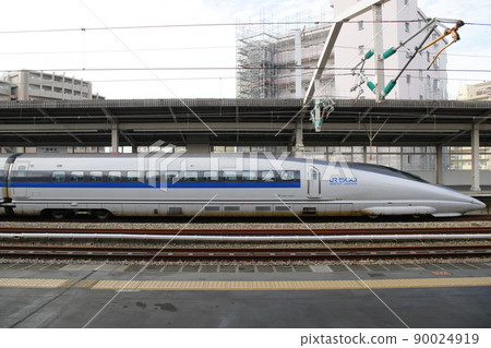 三洋新幹線500系兒玉的領頭車停在西明石站 90024919