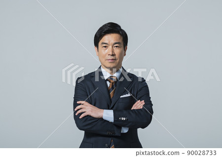 Businessman in his 60s 90028733