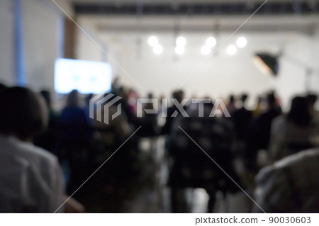 Blurred background of the business conference, a group of people on the stage, presentation of the project, public talk. High quality photo Blurred background of the business conference, a group of people on the stage, presentation of the project, public talk. High quality photo 90030603