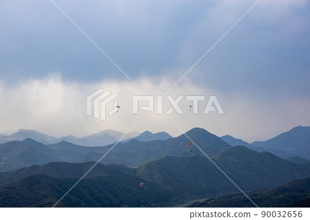 Paragliding 90032656