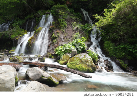 Dragon waterfall 90034291