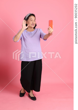 Senior Asian Woman 90035202