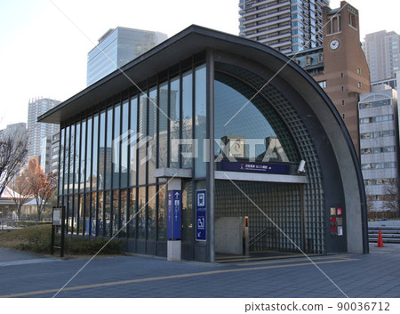 Keihan Nakanoshima Line Naniwabashi Station 90036712