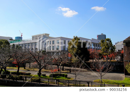 從日本造幣廠總部外的橋上，俗稱大阪造幣廠 90038256