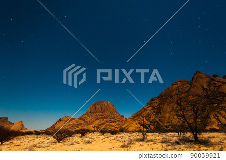 The Namibian desert at Night The Namibian desert at Night 90039921