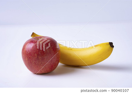 蘋果和香蕉 90040107
