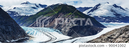 Salmon glacier Salmon glacier 90041002