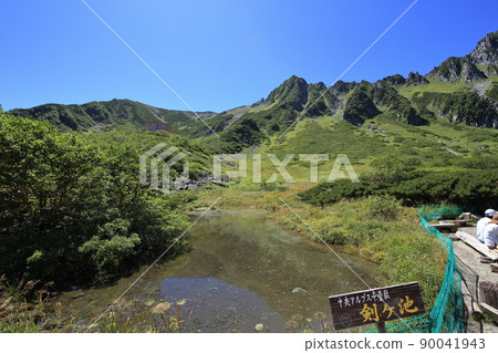 從木曾駒山的劍溪池附近看到的夏季千疊敷馬戲團(2021/8/28 長野縣) 從木曾駒山的劍溪池附近看到的夏季千疊敷馬戲團(2021/8/28 長野縣) 90041943