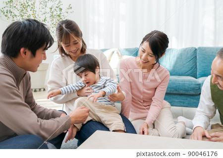 Surround grandchildren 90046176