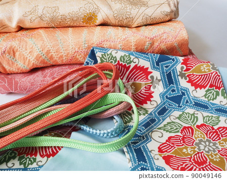 Folded kimono, obi, obi tie 90049146