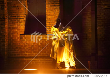 紅磚倉庫的兩個人 90053584