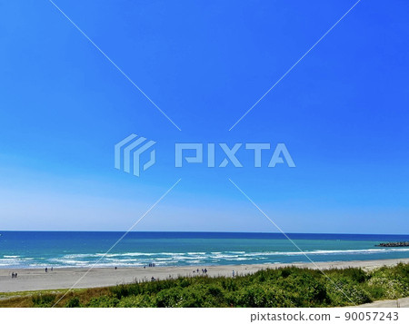 Summer blue sky and Enshu Nada sea 90057243
