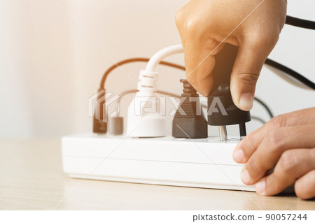 Electrical appliances plugs full of all plugs or plugs together. Because of the risk of causing a short circuit from high heat accumulated in the wires. Electrical appliances plugs full of all plugs or plugs together. Because of the risk of causing a short circuit from high heat accumulated in the wires. 90057244