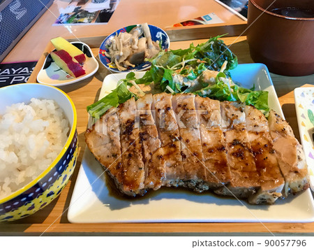 Thick pork steak set meal 90057796