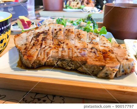 Thick pork steak set meal 90057797