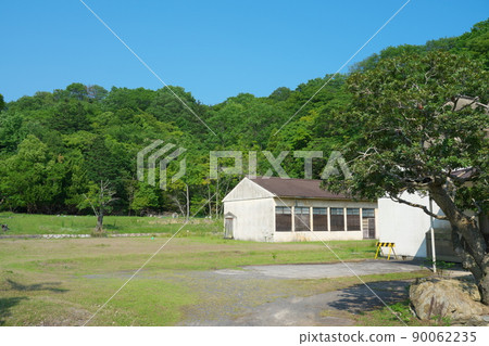 [Closed school] Okuyama Prefectural Oku High School Shinrada Class 3 Okucho, Setouchi City, Okayama Prefecture 90062235