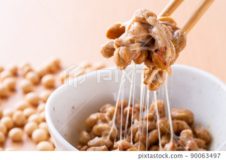 Eat natto 90063497