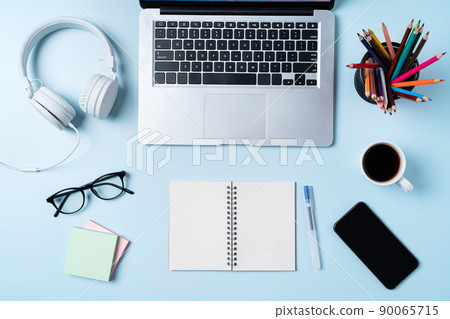 Online learning Student Desk Online learning オンライン Learning Online learning Student Desk Online learning オンライン Learning 90065715