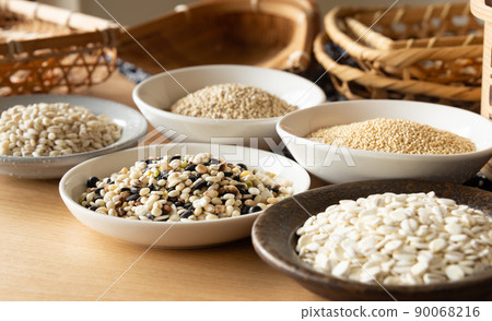 小米壓榨大麥、糯大麥、藜麥、莧菜、煮飯用、各種健康食材 90068216