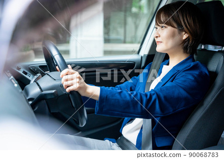 Business business woman driving 90068783