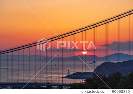 (Okayama Prefecture) Setouchi Sea, Seto Ohashi Evening View (Okayama Prefecture) Setouchi Sea, Seto Ohashi Evening View 90068880