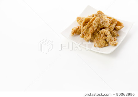 Crisp fried chicken skin 90068996