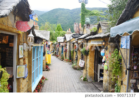 Cute streets of Floral Village in Yufuin, Oita Cute streets of Floral Village in Yufuin, Oita 90071337