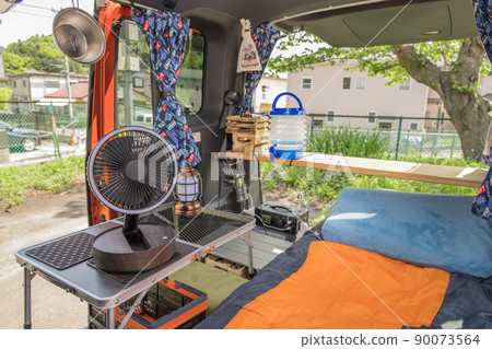 [Van-dwelling bed, sleeping bag and pillow] 90073564