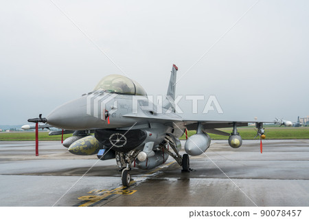 US Air Force F-16DM Yokota Air Base US Air Force F-16DM Yokota Air Base 90078457