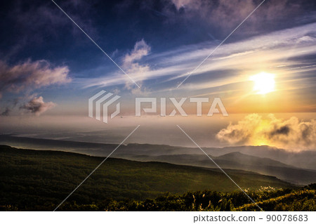 Beautiful sunset Beautiful sunset 90078683