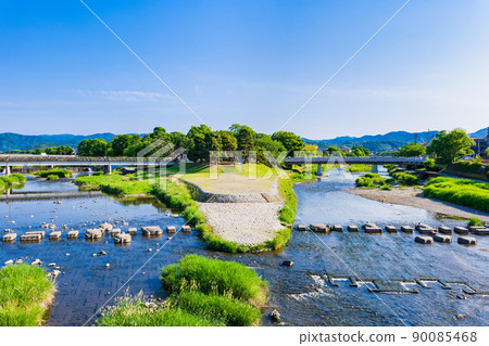 Kyoto Kamogawa Delta in spring 90085468