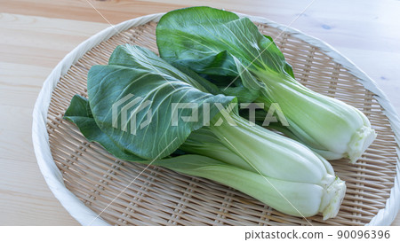 Bok-choy 90096396