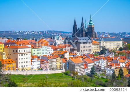 Prague Castle on sunny spring day 90098324