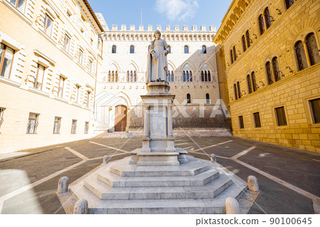 Piazza Salimbeni in Siena town in Italy 90100645