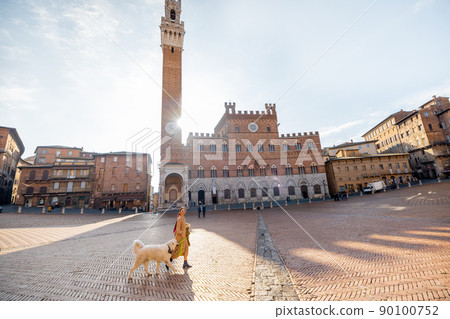 Morning view on the main square of Siena city in Italy Morning view on the main square of Siena city in Italy 90100752