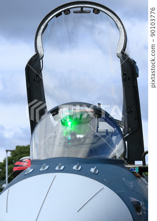 F2 fighter canopy Japan Air Self-Defense Force 90103776