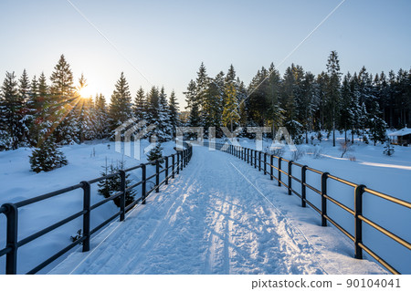 Sunny winter evenign at water dam 90104041