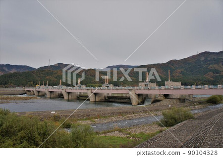 九頭龍川大泉鳴香路堤 九頭龍川大泉鳴香路堤 90104328