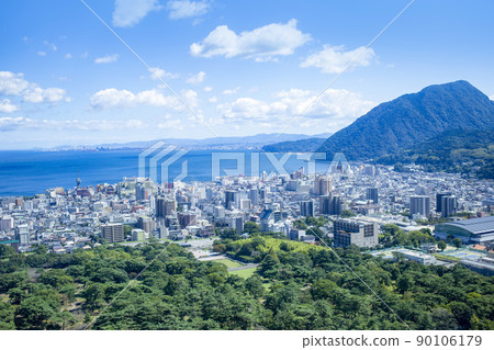 俯瞰別府大分市區和別府灣 俯瞰別府大分市區和別府灣 90106179
