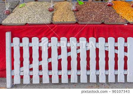Seeds Nuts Stall 90107343