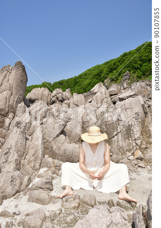 初夏時在北海道瀨田為女人拍照 初夏時在北海道瀨田為女人拍照 90107855