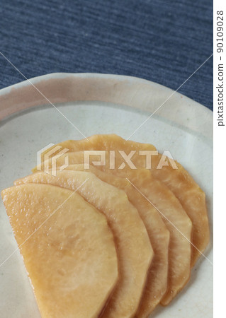 隔夜醃大頭菜(醬油醃製) 家常菜 隔夜醃大頭菜(醬油醃製) 家常菜 90109028