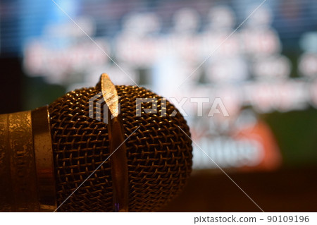 Karaoke image 90109196