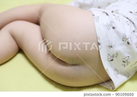 toddler buttocks 90109880
