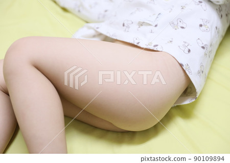 toddler buttocks 90109894