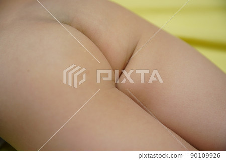 幼兒臀部 90109926
