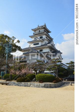 Imabari castle tower (3 chome, Tomachi, Imabari-shi, Ehime) 90110644